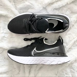 Nike React Infinity Run Flyknit Sneakers